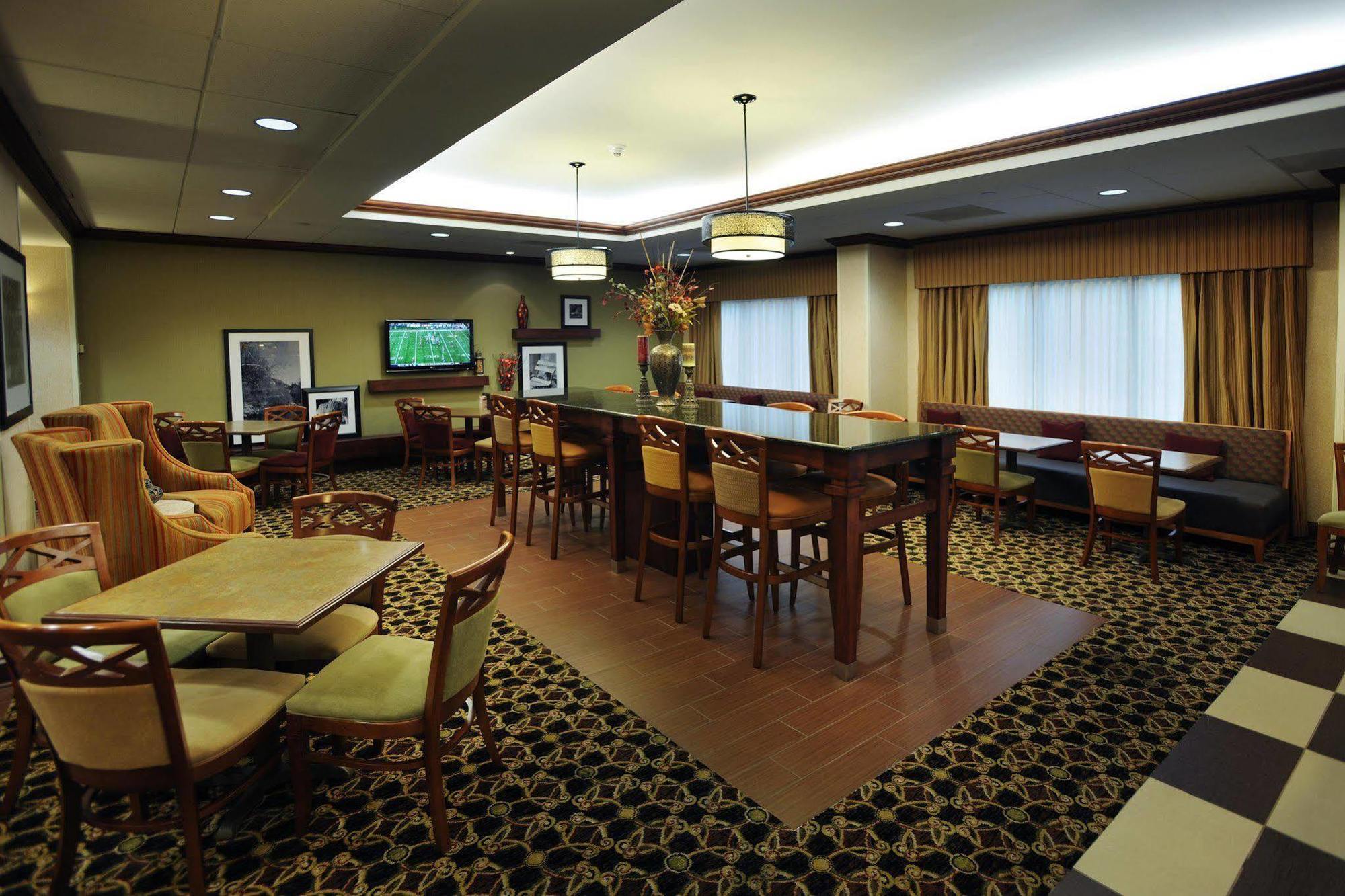 Hampton Inn Gallatin Bagian luar foto